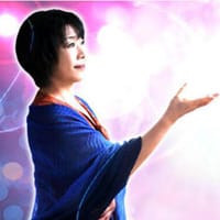 コメットの侑寿祈先生