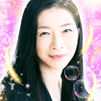 フィール生紗子先生